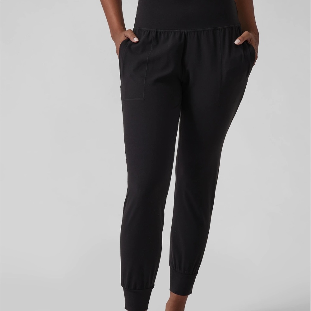 Athleta salutation jogger XL tall, 2 pairs